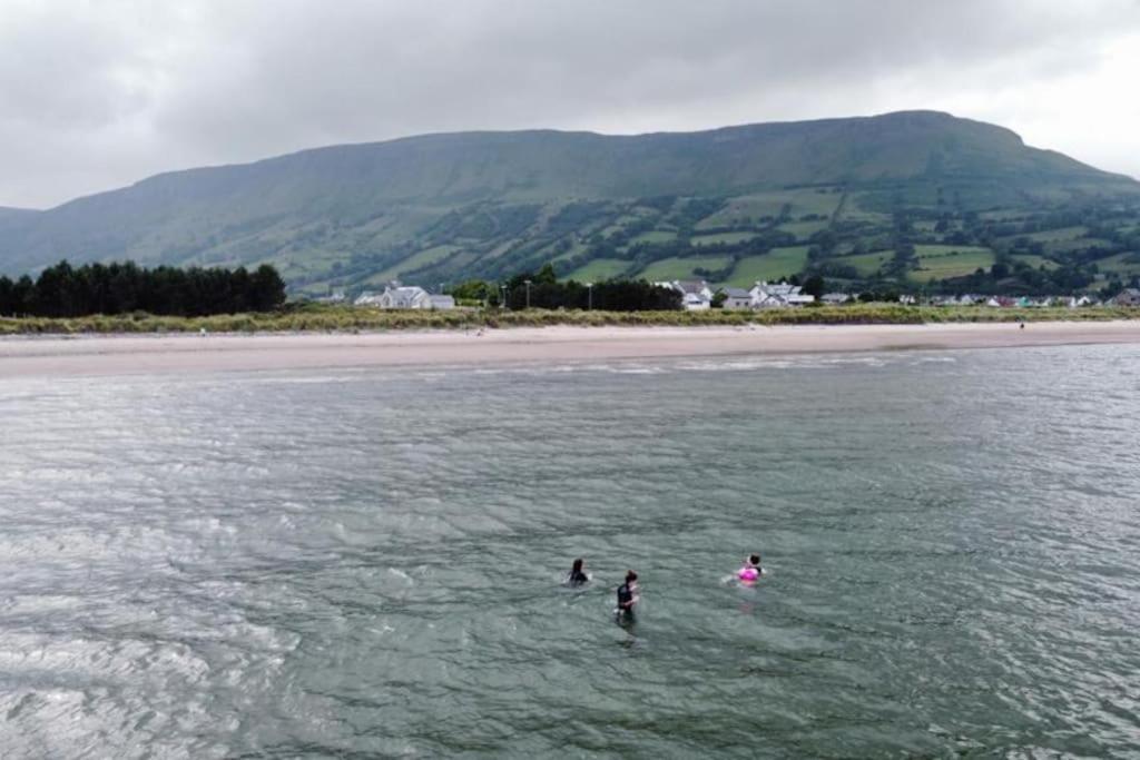 Cushendall Stables المظهر الخارجي الصورة